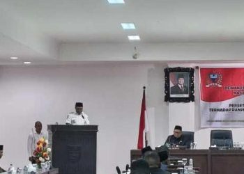Empat Raperda Disahkan, Bupati Manokwari : Tak Ada Lagi Biaya SPP, Buku Paket dan Seragam