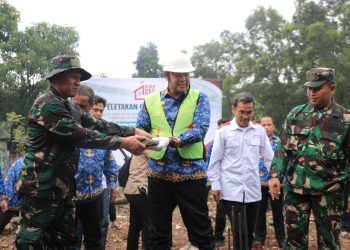 Dukung Program Nasional Bangun Koperasi Desa, Wali Kota Bekasi Awali Pembangunan Gerai di Rawalumbu