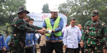 Dukung Program Nasional Bangun Koperasi Desa, Wali Kota Bekasi Awali Pembangunan Gerai di Rawalumbu