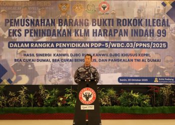 Langkah Tegas TNI AL  dan Bea Cukai Riau Komitmen Bersama Dalam Melawan Peredaran Rokok Ilegal
