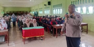 Polres Langkat Berikan Penyuluhan Hukum Kepada Pelajar Di Stabat Langkat