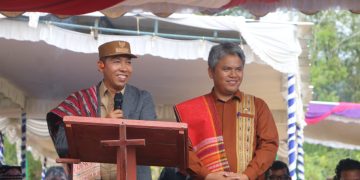 Bupati Taput Resmikan Tugu Donda Ujung Hutauruk, Ajak Diaspora Kolaborasi Bangun Bona Pasogit