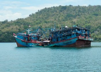 TNI AL Bersama Instansi Terkait Berhasil Evakuasi Korban KM. Anugrah Indah 18