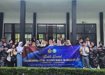 Jelang Hut Ke-63, Korps Wanita TNI AL Gelar Bakti Sosial di Tasikmalaya