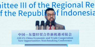 Perkuat Ketahanan Ekonomi Indonesia, Ketua Komite III DPD RI Hadiri Forum ASEAN–China Week 2025