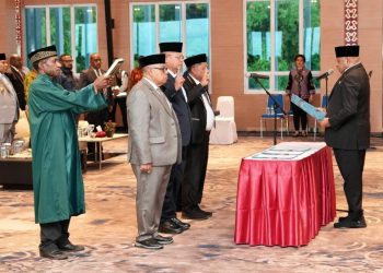 Pj Sekda Pemprov Papua dan Dua Pejabat Tinggi Pratama Dilantik