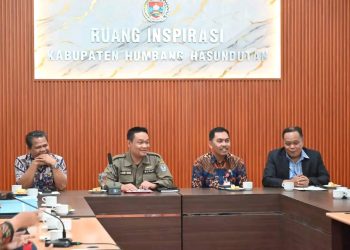 Bupati Humbang Hasundutan Sambut Hangat Peserta Didik Program GIP yang Didampingi PLT Kadis Pendidikan Martahan Panjaitan