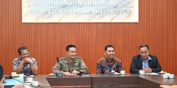 Bupati Humbang Hasundutan Sambut Hangat Peserta Didik Program GIP yang Didampingi PLT Kadis Pendidikan Martahan Panjaitan