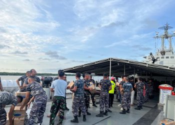 Setelah dari Belawan, KRI Teluk Gilimanuk-531 Menuju Lhokseumawe dan Kuala Idie, Aceh, Bawa Bantuan Kemanusiaan