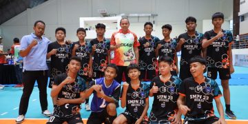 Buka Pertandingan Voli Antar SMP Negeri se-Kota Bekasi, Tri Adhianto Fokuskan Cari Bibit Atlet Voli Untuk Kota Bekasi.