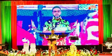 Dr Filep Wamafma Serukan Persatuan Orang Papua di Natal Suku Byak 2025