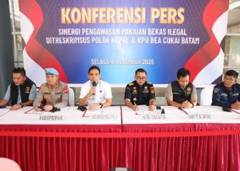 Kolaborasi Ditreskrimsus Polda Kepri–Bea Cukai Batam, Pakaian Bekas Ilegal dan Lima Pelaku Berhasil Diamankan