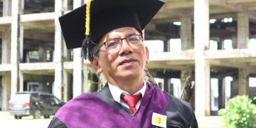Sekretaris PWI Sulut Merson Simbolon Wisuda Doktor dengan IPK 4.0 Penghargaan Untuk Jurnalis Terbaik