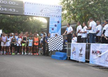 KODAERAL V HADIRI 700 AIR DEFENCE RUN DI SURABAYA