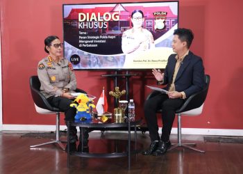 KABID HUMAS POLDA KEPRI TEGASKAN PERAN STRATEGIS POLRI KAWAL INVESTASI DI WILAYAH PERBATASAN MELALUI DIALOG BATAM TV