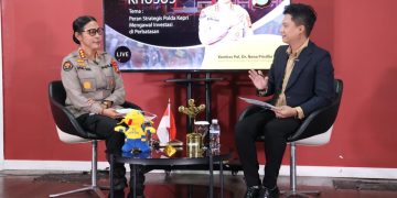 KABID HUMAS POLDA KEPRI TEGASKAN PERAN STRATEGIS POLRI KAWAL INVESTASI DI WILAYAH PERBATASAN MELALUI DIALOG BATAM TV