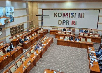 Sentil Kapolri, DPR RI Ultimatum Bereskan Polisi Nakal