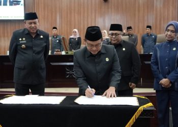 DPRD Kota Bekasi Gelar Rapat Paripurna Sahkan Raperda Penyertaan Modal BUMD, Dorong Kontribusi Nyata ke PAD