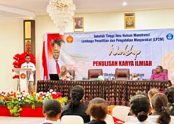 Workshop Penulisan Karya Ilmiah, Dr Filep : Mahasiswa dan Intelektual Wajib Menulis