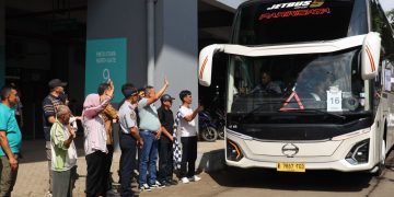 Dishub Kota Bekasi Berangkatkan 27 Bus Mudik Gratis untuk 1.458 Warga