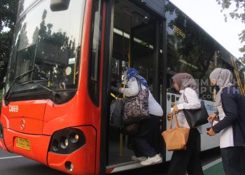 Legislator Minta Penyesuaian Harga BBM Nonsubsidi Diimbangi Pembangunan Transportasi Publik