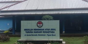Sikapi Insiden di SMA Taruna Kasuari, Metuzalak Awom Singgung Sejarah Pendidikan Papua