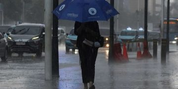 BMKG: Prakiraan Cuaca Jakarta Hari Senin, 20 April 2026 Didominasi Hujan Ringan