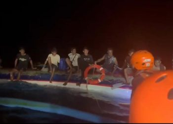 Aksi Sigap TNI AL Bersama Tim Sar Gabungan Selamatkan Nelayan di Perairan Nusa Lembongan