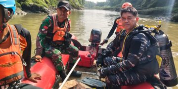 Aksi Sigap TNI AL dan Tim Sar Gabungan Evakuasi Korban Tenggelam di Sungai Cisanggarung