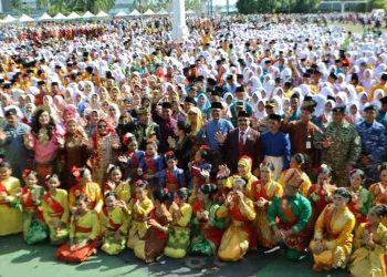 Pimpinan dan Anggota DPRD Meriahkan Upacara Peringatan Hardiknas Tingkat Kota Batam Tahun 2026