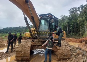 Gakkum Kehutanan Bongkar Tambang Emas Ilegal di Kawasan Hutan Papua, 10 Alat Berat dan 7 WNA China Diamankan