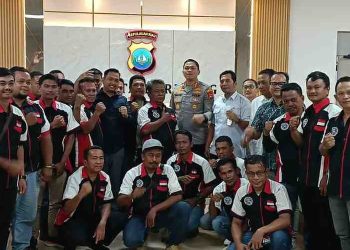 Sekretaris Komisi I DPRD Kota Batam Anwar Anas Hadiri Mediasi Rencana Aksi Supir Truk BAJ di Mapolresta Barelang