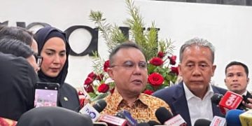 Wakil Ketua DPR Dukung Usulan Perpanjangan Batas Usia Pensiun Anggota Polri