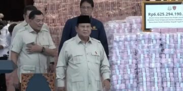 Presiden Prabowo Tegaskan TNI dan Polri Tak Boleh Backing Aktivitas Illegal