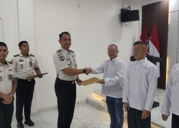 Lapas Kelas IIA Batam Berikan Remisi Khusus Bagi 15 Warga Binaan yang Beragama Buddha Pada Hari Raya Waisak 2570 BE Tahun 2026