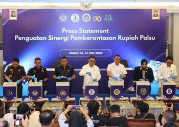 Polri Bersama BI Musnahkan Ratusan Ribu Lembar Uang Palsu