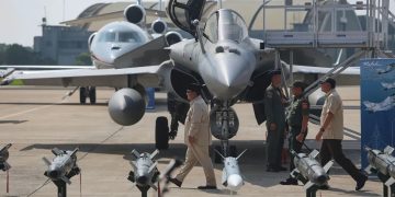 Presiden Prabowo Tinjau Alutsista hingga Radar Baru TNI AU di Lanud Halim