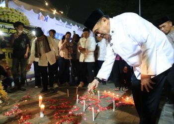 Doa Bersama dan Tabur Bunga, Wawali Bekasi Kenang Korban Kecelakaan Kereta
