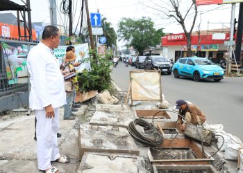 Galian Kabel Picu Kemacetan, Walikota Bekasi Kembali Tindak Galian Kabel Tak Berizin di Jatiasih