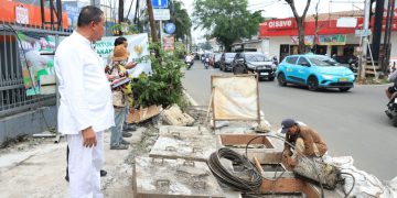 Galian Kabel Picu Kemacetan, Walikota Bekasi Kembali Tindak Galian Kabel Tak Berizin di Jatiasih