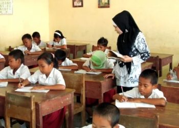 Komisi X DPR: Melalui RUU Sisdiknas Muliakan Profesi Guru 