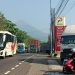 Solar Subsidi Habis Pukul 07.30, Antrean Kendaraan Mengular 200 Meter di SPBU 54.671.37 Pandaan