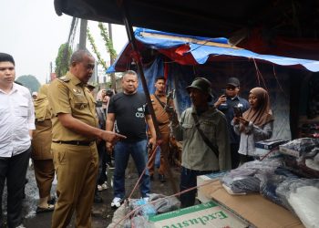 Tri Adhianto Harapkan Pedagang Patuh Penataan Pasar Baru, Tidak Ada Pihak yang Menghambat Kebijakan