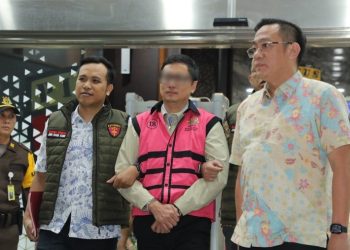 Tersangka Korupsi MBG, Komisaris Penyedia Motor Listrik Ditahan