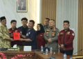 Ketua DPRD Kota Batam Terima Aksi Unjukrasa Mahasiswa UNRIKA, Siap Tindak Lanjuti Aspirasi Soal Air Bersih, Sampah, dan Tata Kelola Lahan