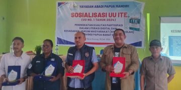 Sosialisasi UU ITE di MAN Model Sorong, IJTI Papua-Maluku : Biasakan Berpikir Sebelum Mengetik