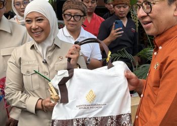 Menbud Sebut Permainan Tradisional Benteng Anak Indonesia Hadapi Risiko Ruang Digital