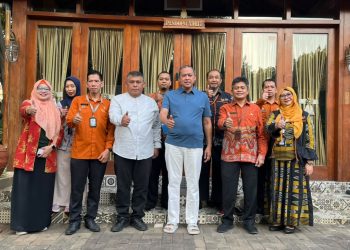 Wali Kota Bekasi Jalani Pendataan Ekonomi BPS, Ajak Masyarakat Dukung Statistik Berkualitas.