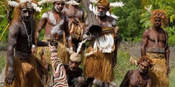 Dunia Mengenal Papua Lewat Lensa Kolonial : Romantisme Ilmu Pengetahuan atau Eksploitasi Budaya?