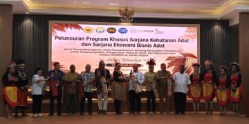 Program Sarjana Kehutanan dan Ekonomi Bisnis Berbasis Adat Hadir di Tanah Papua